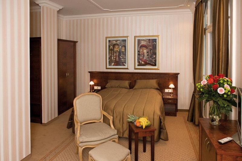Europaeischer Hof Hotel Europe ฟุกุชิมะ ภายนอก รูปภาพ